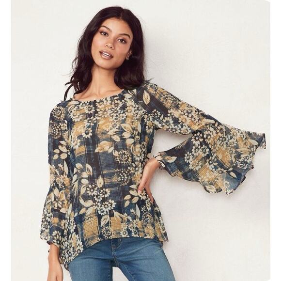 Lauren Conrad Blue Floral Top Size Medium Flutter Sleeve Boho - Picture 4 of 16